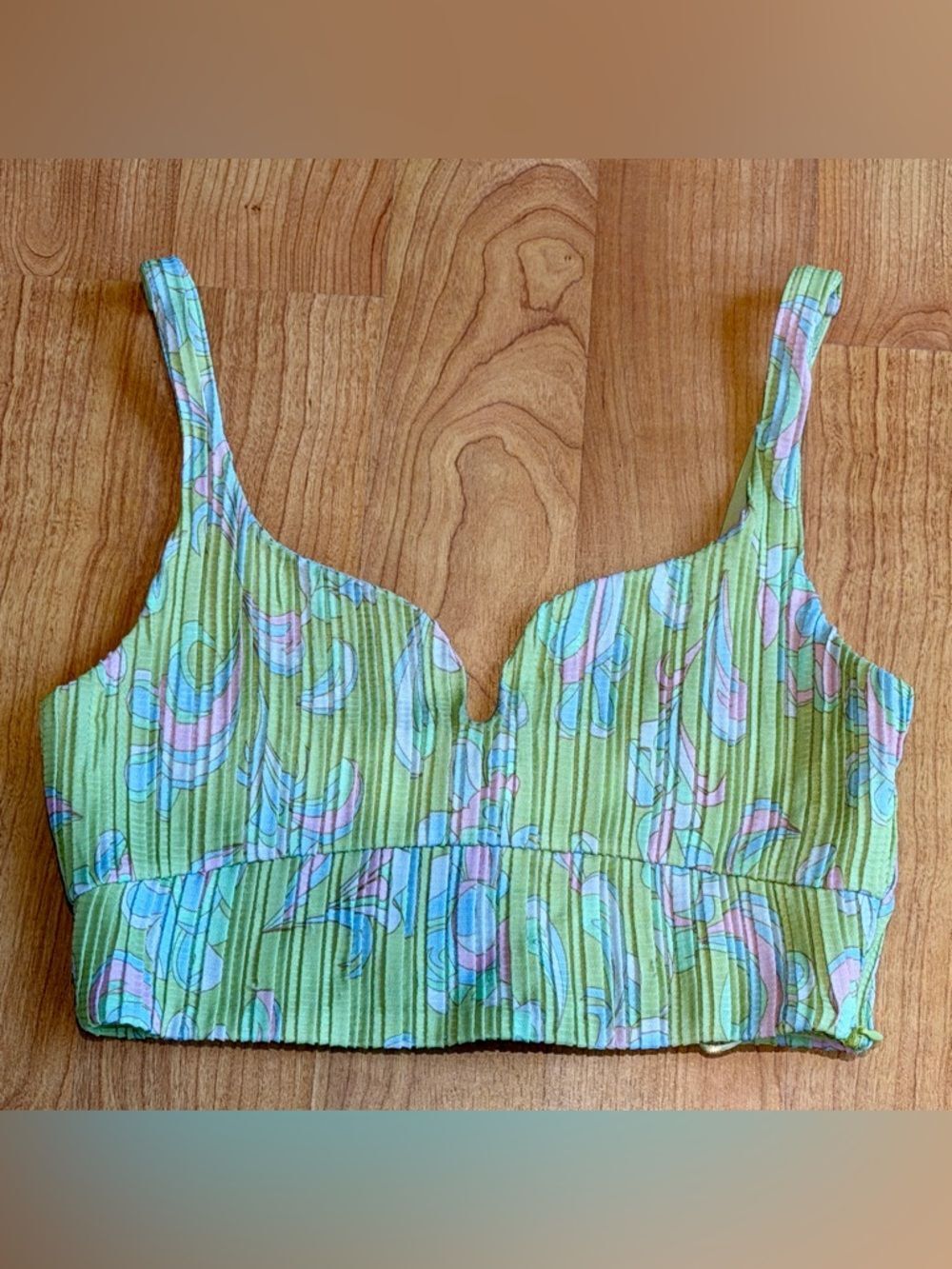 Zara Women’s Green Paisley Print Pleaded Sleeveless Crop Top Size Small - Picture 2 of 5